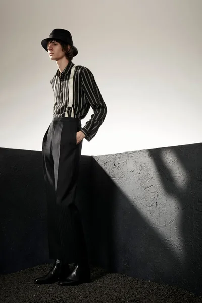 Look 3